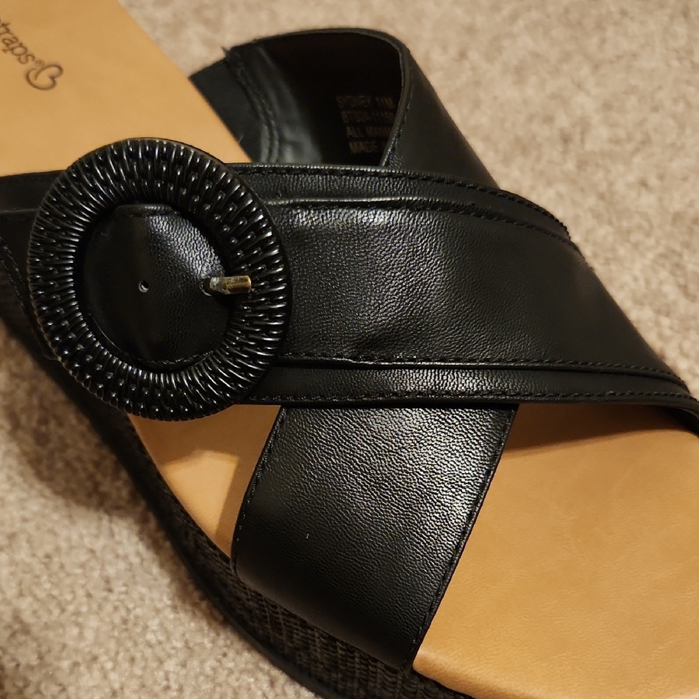Baretraps Sydney Black Wedge Sandals, 11M, NWOT - Picture 3 of 10